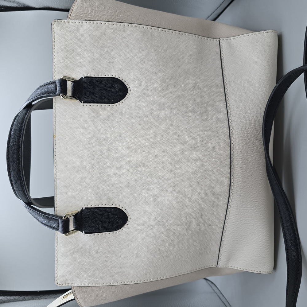 Kate Spade Cream and Black Tote with Detachable Strap - Picture 6 of 11